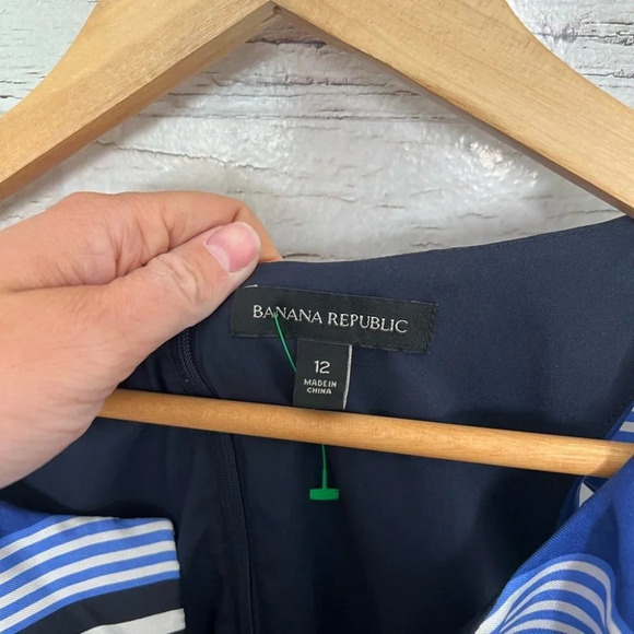 Banana republic size 12 purple blue dress midi striped - Picture 5 of 8